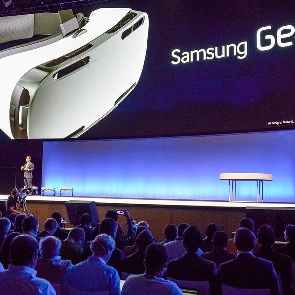 Oculus, Samsung, Facebook, YouTube, Samsung Gear VR, Oculus VR, Oculus Rift, кино, музыка, игры, игра, Oculus Connect 2: виртуальная реальность в действии